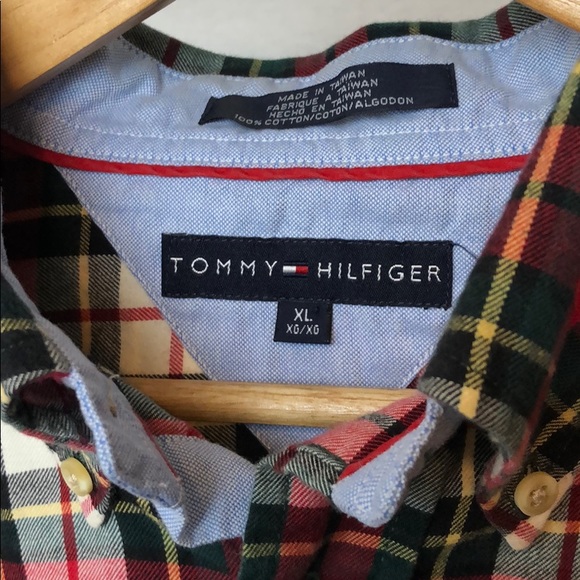 Tommy Hilfiger Button Down - Picture 4 of 6